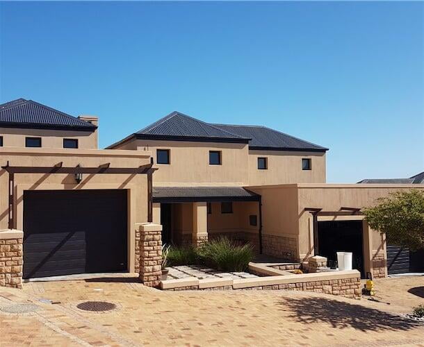 Fixing pergolas at Atlantic Beach Golf Estate